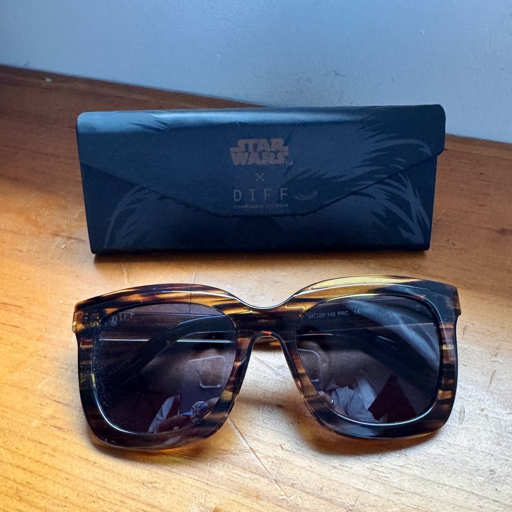 Star Wars x DIFF Tortoise Sunglasses